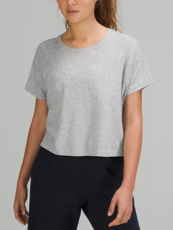 lululemon athletica Tops - LULULEMON Cates T-shirt